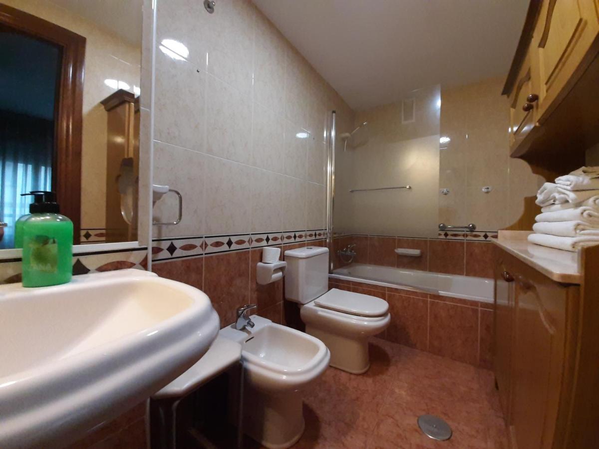 Apartamento PUERTO DEPORTIVO CENTRO wifi Gijón Exterior foto