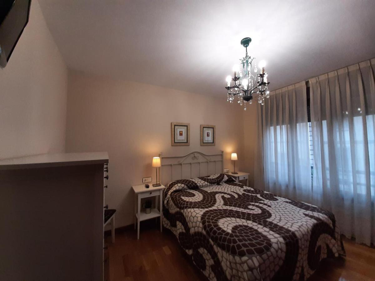 Apartamento PUERTO DEPORTIVO CENTRO wifi Gijón Exterior foto